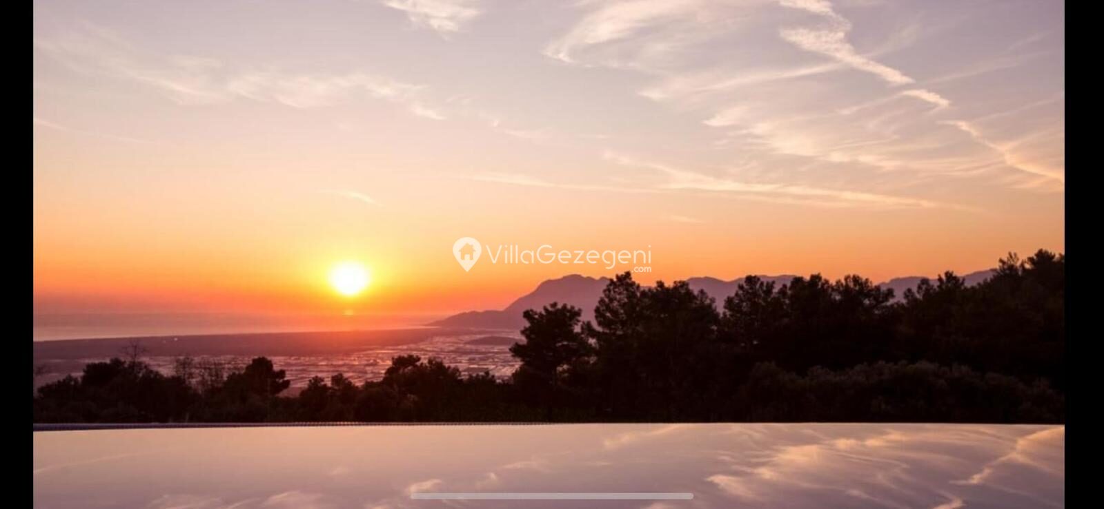 Villa Almira — 12
