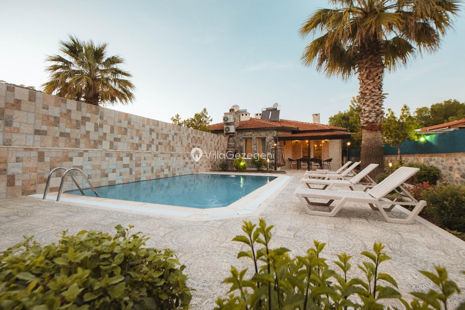 Villa Devina — 1