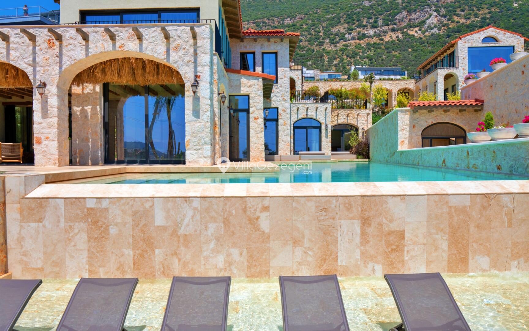 Villa Muses Erato — 12