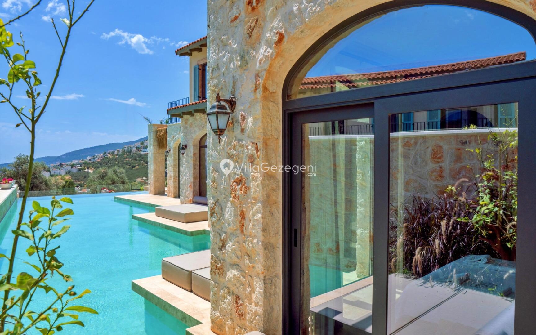 Villa Muses Erato — 13