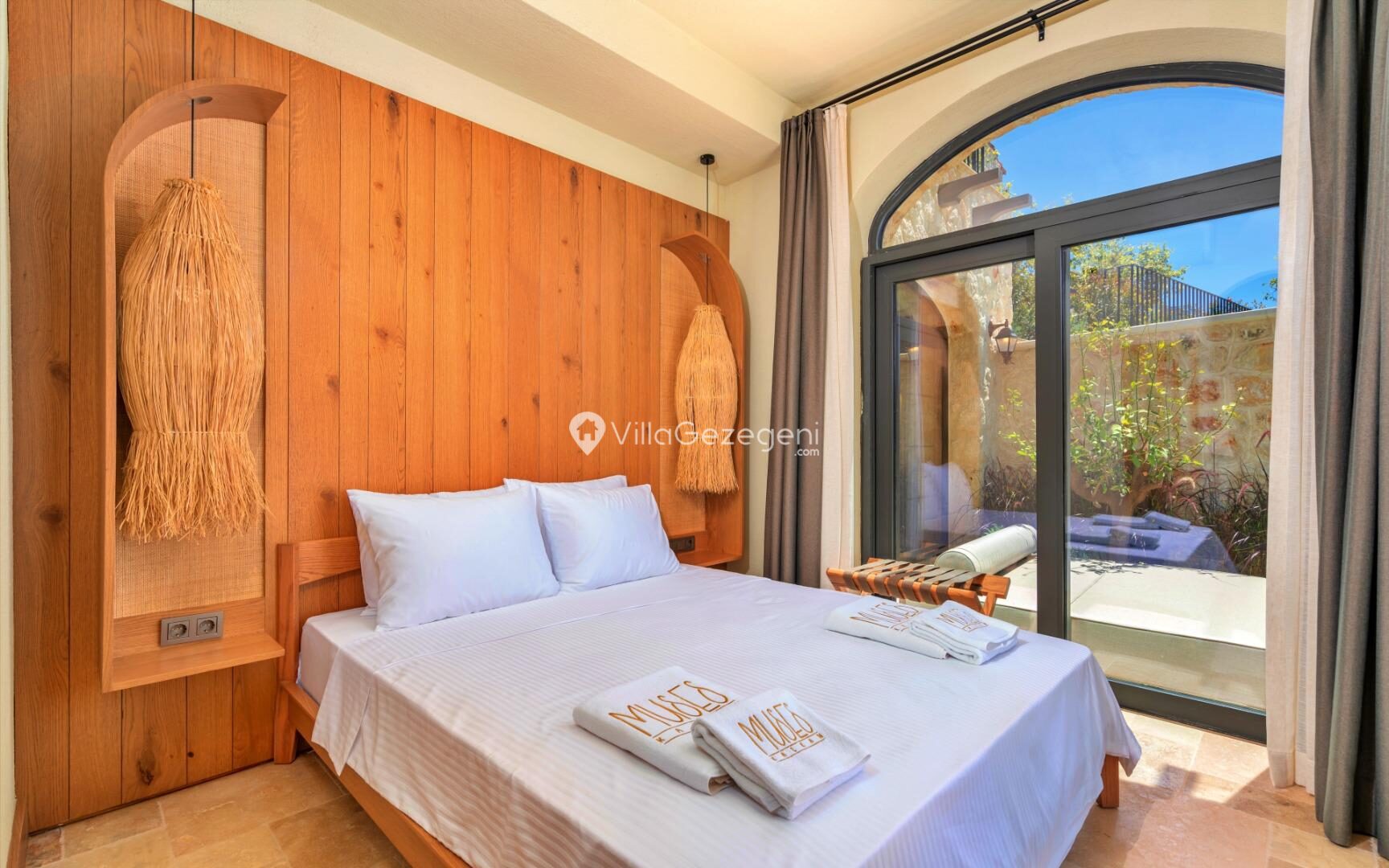 Villa Muses Erato — 77