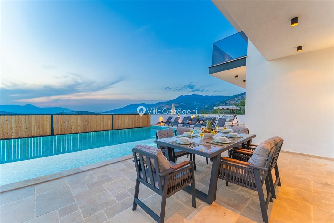 Villa Sea Pro — 4