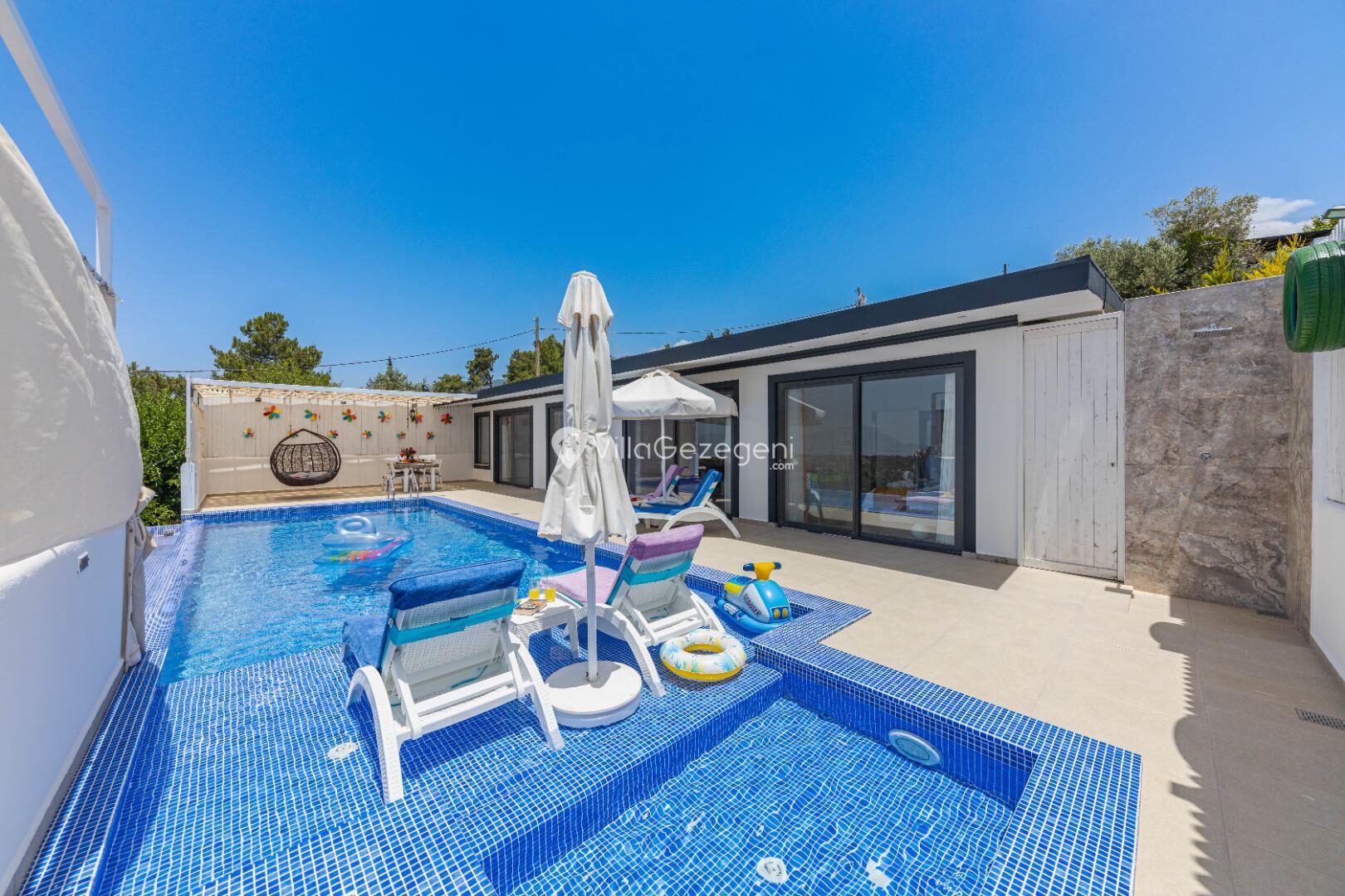 Villa Elsara — 12