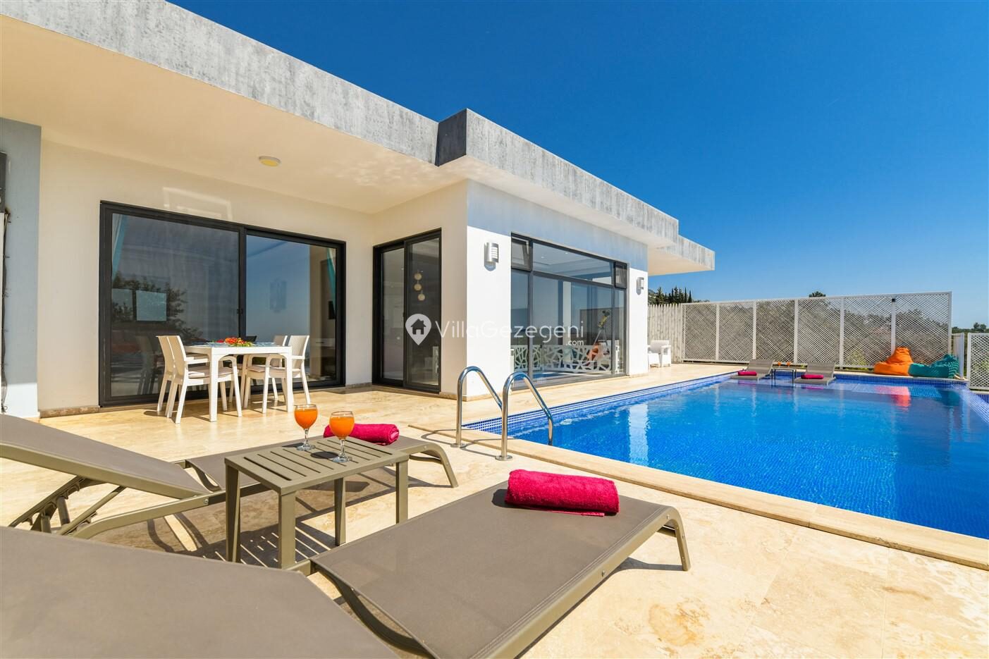 Villa Nur — 62