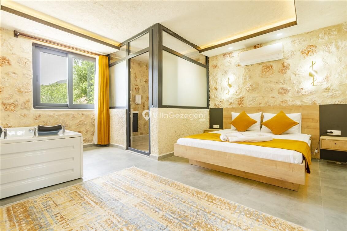 Villa Menesa — 40