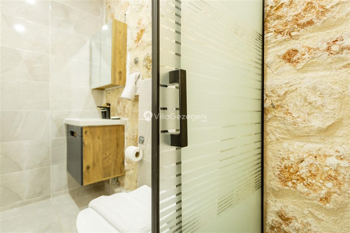 Villa Menesa — 42