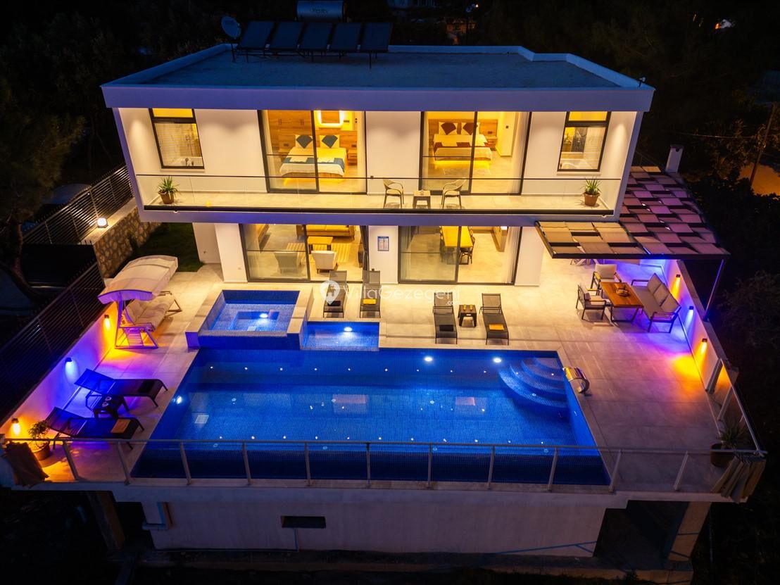 Villa Dolce Deluxe — 112