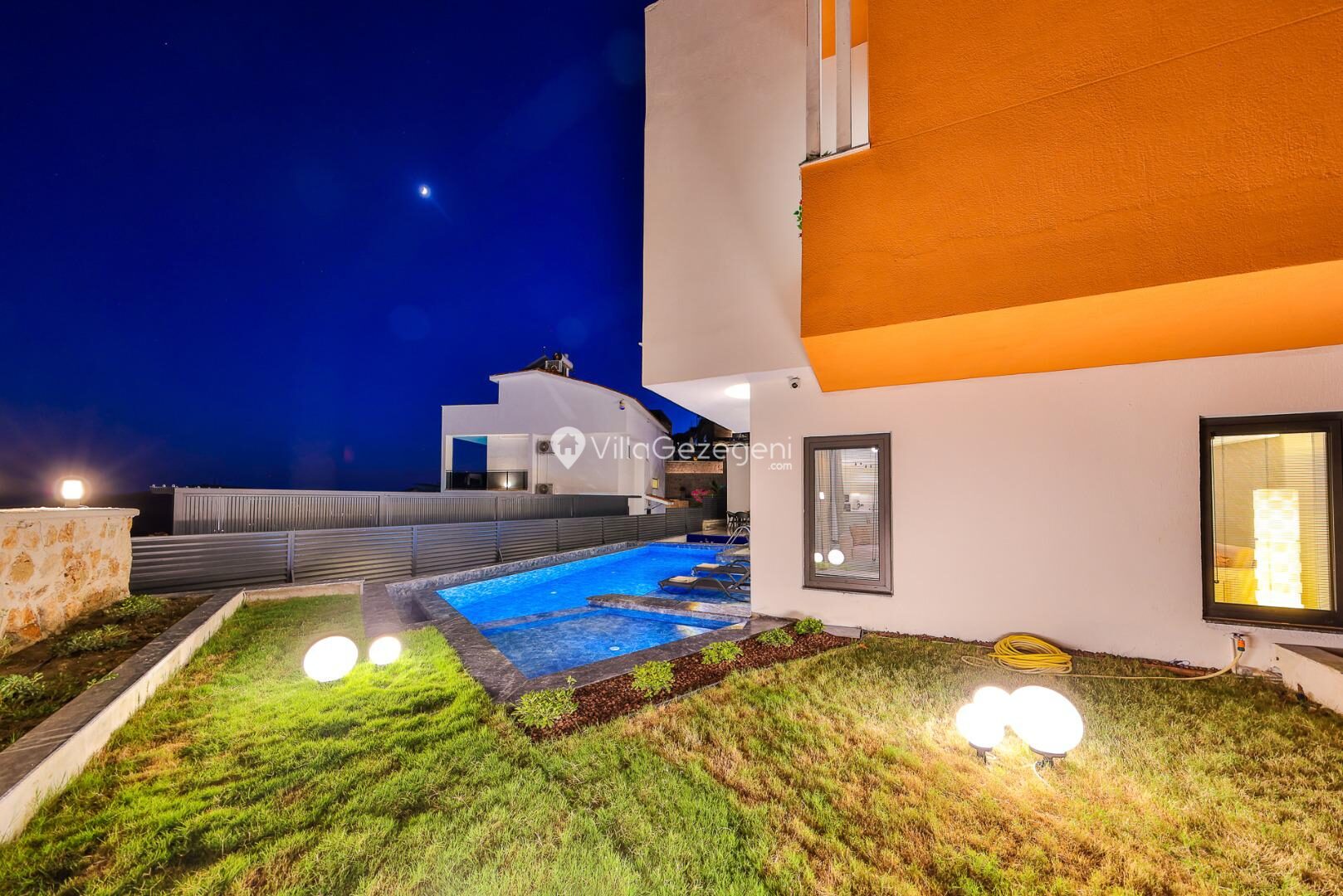 Villa Barlas — 8