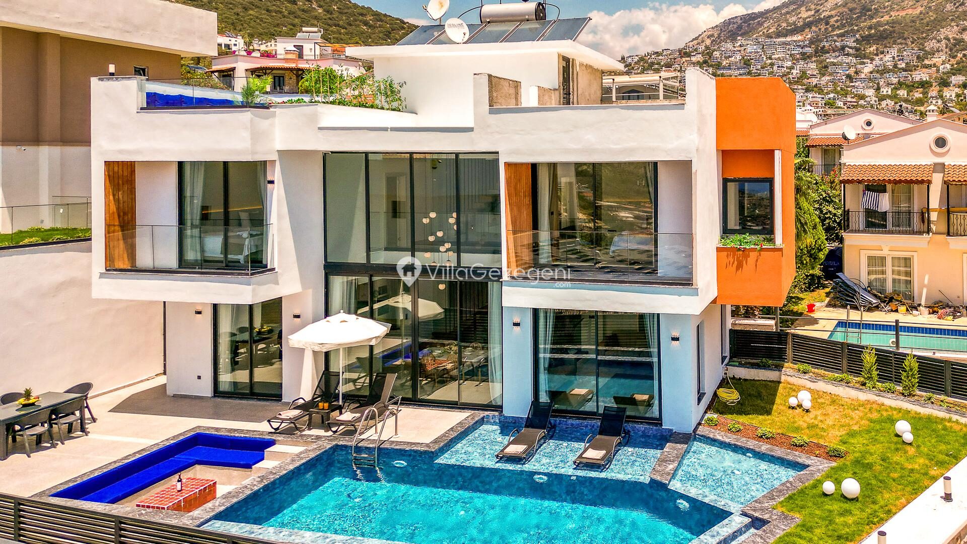 Villa Barlas — 63