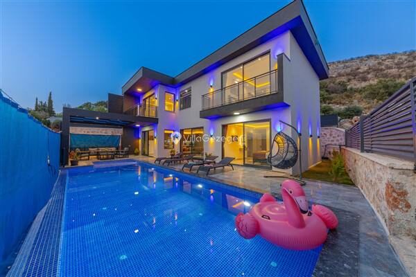Villa Aslan 1 — 1