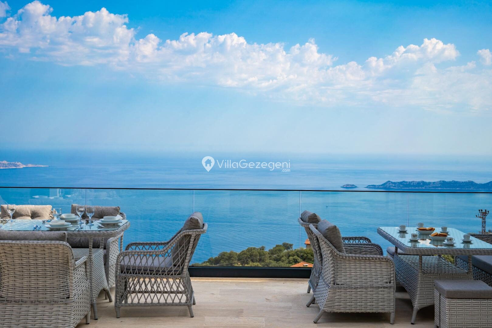Villa Avenir — 32