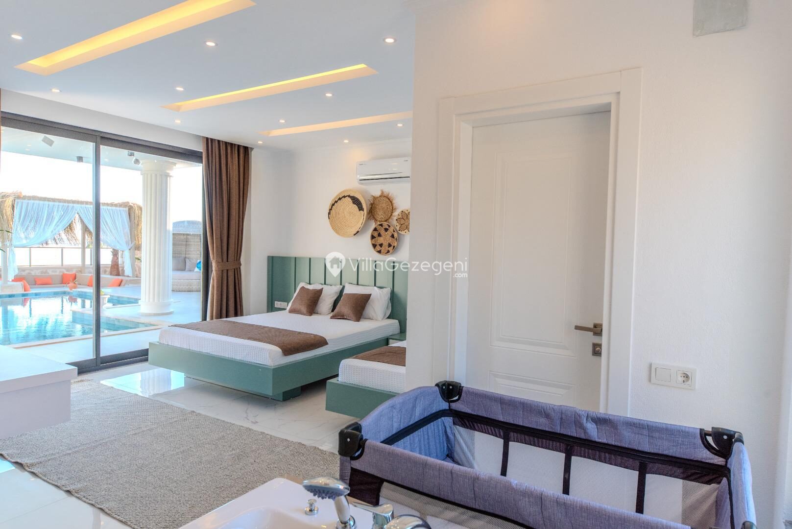Villa Elysium — 210