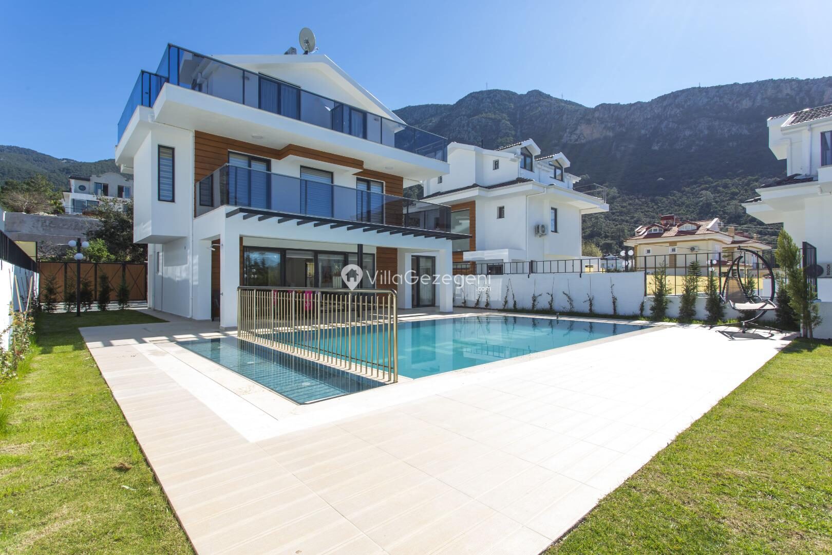 Villa Berzan — 1