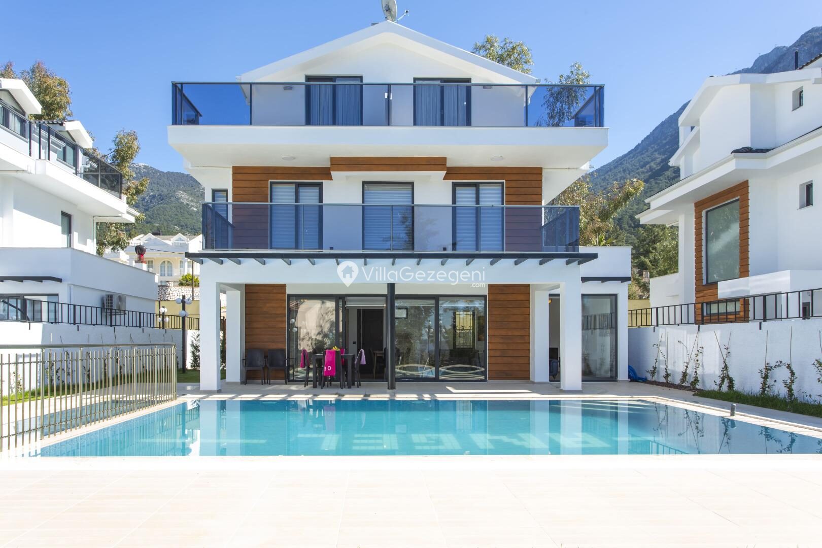 Villa Berzan — 2