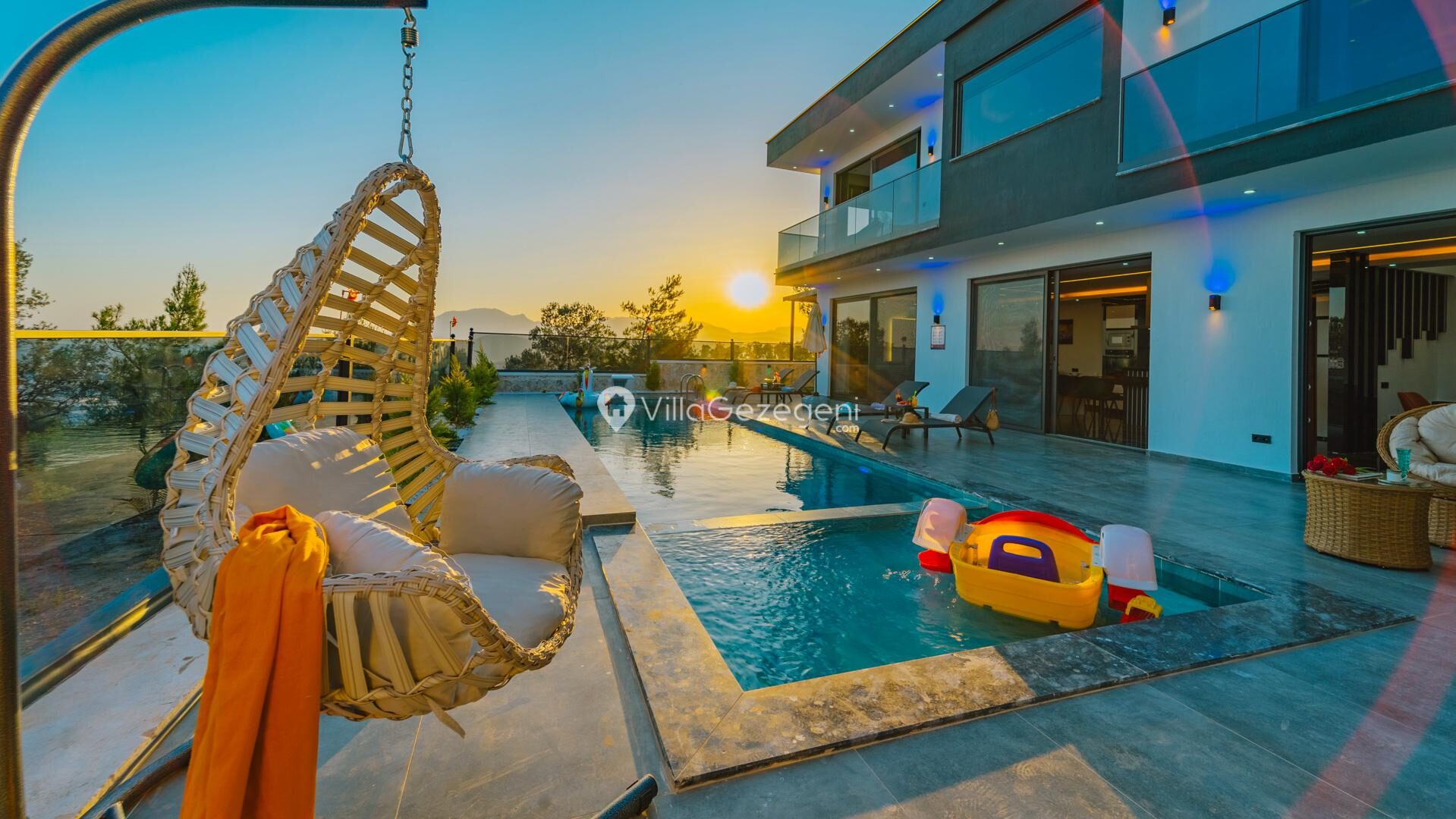 Villa Water Moon — 14