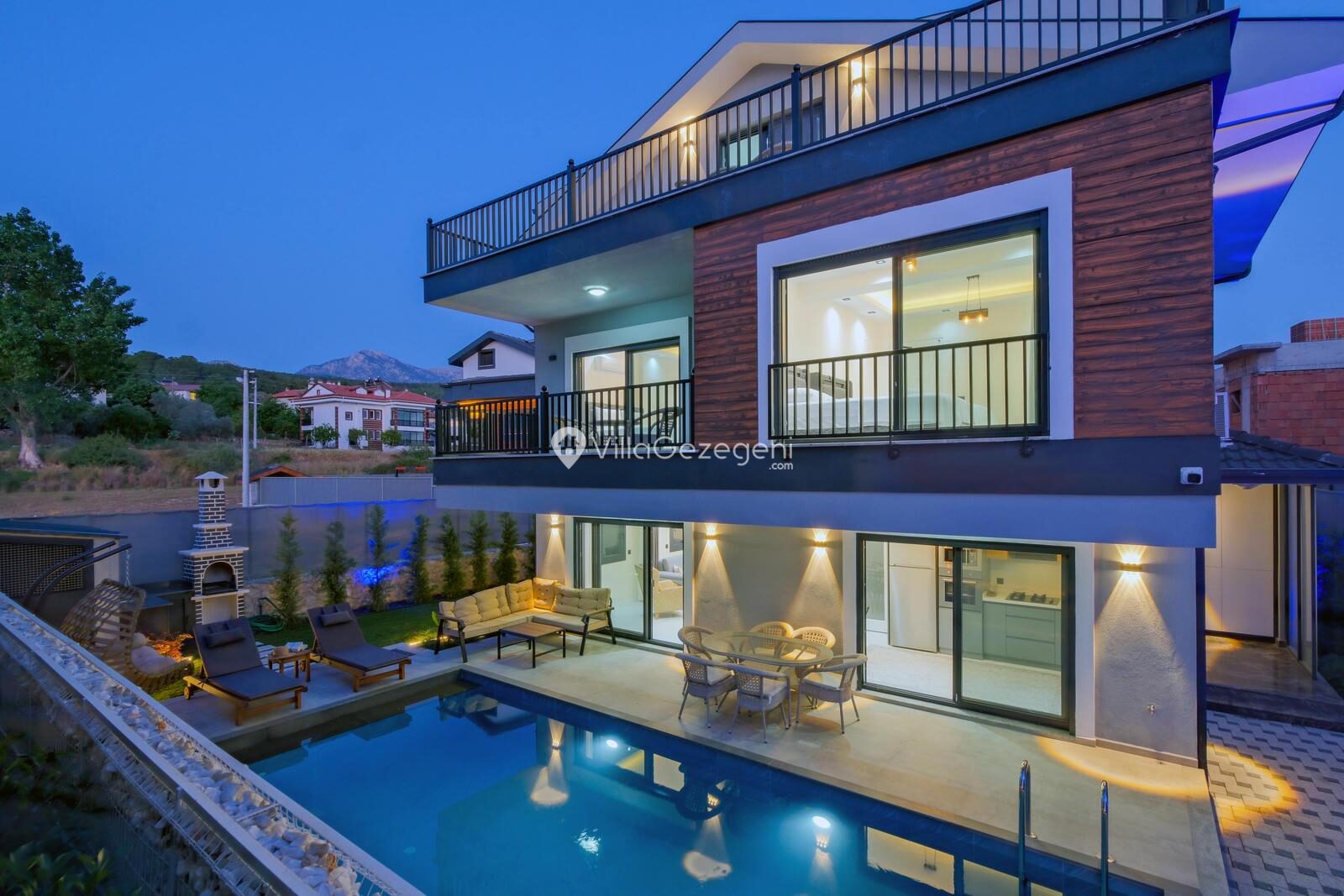 Villa White 2 — 2