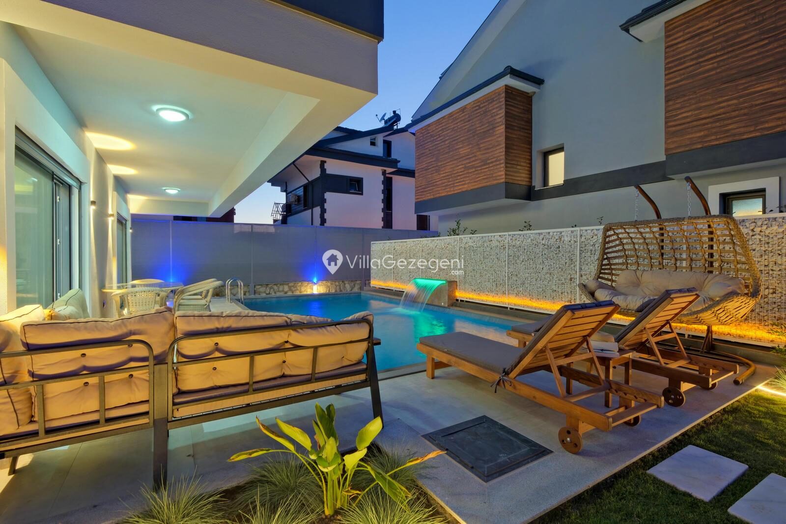 Villa White 2 — 3