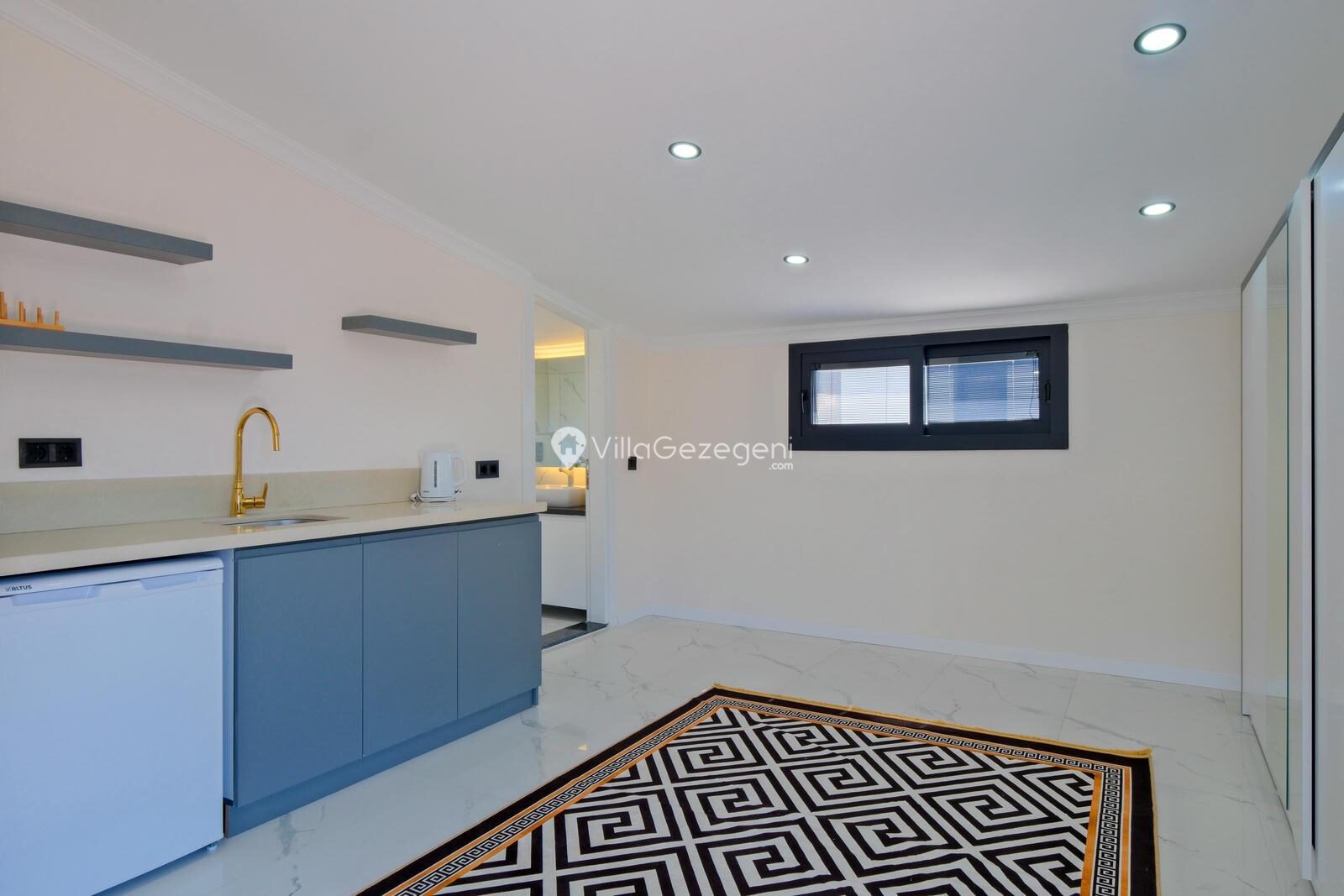 Villa White 2 — 28