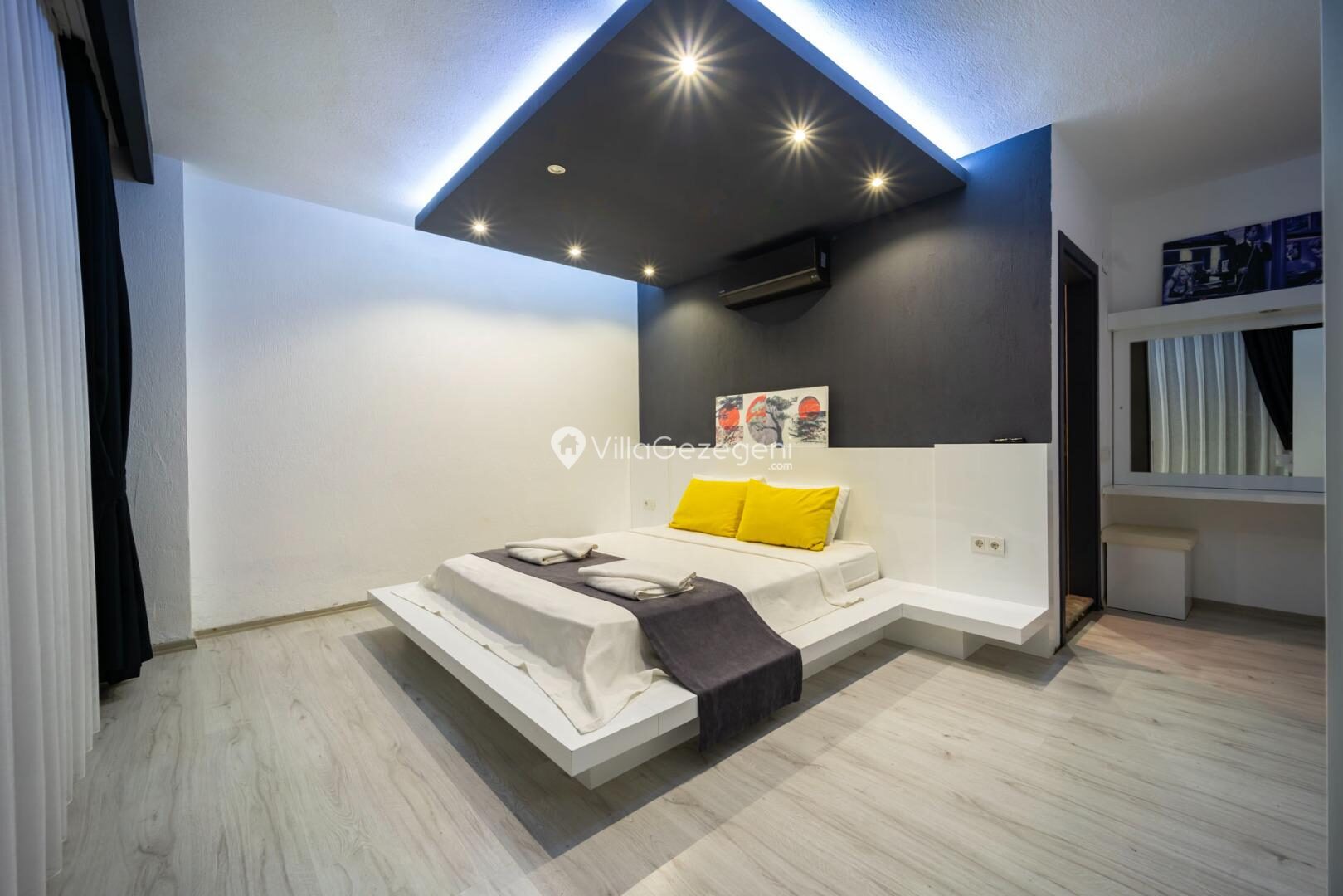 Villa Everest — 64