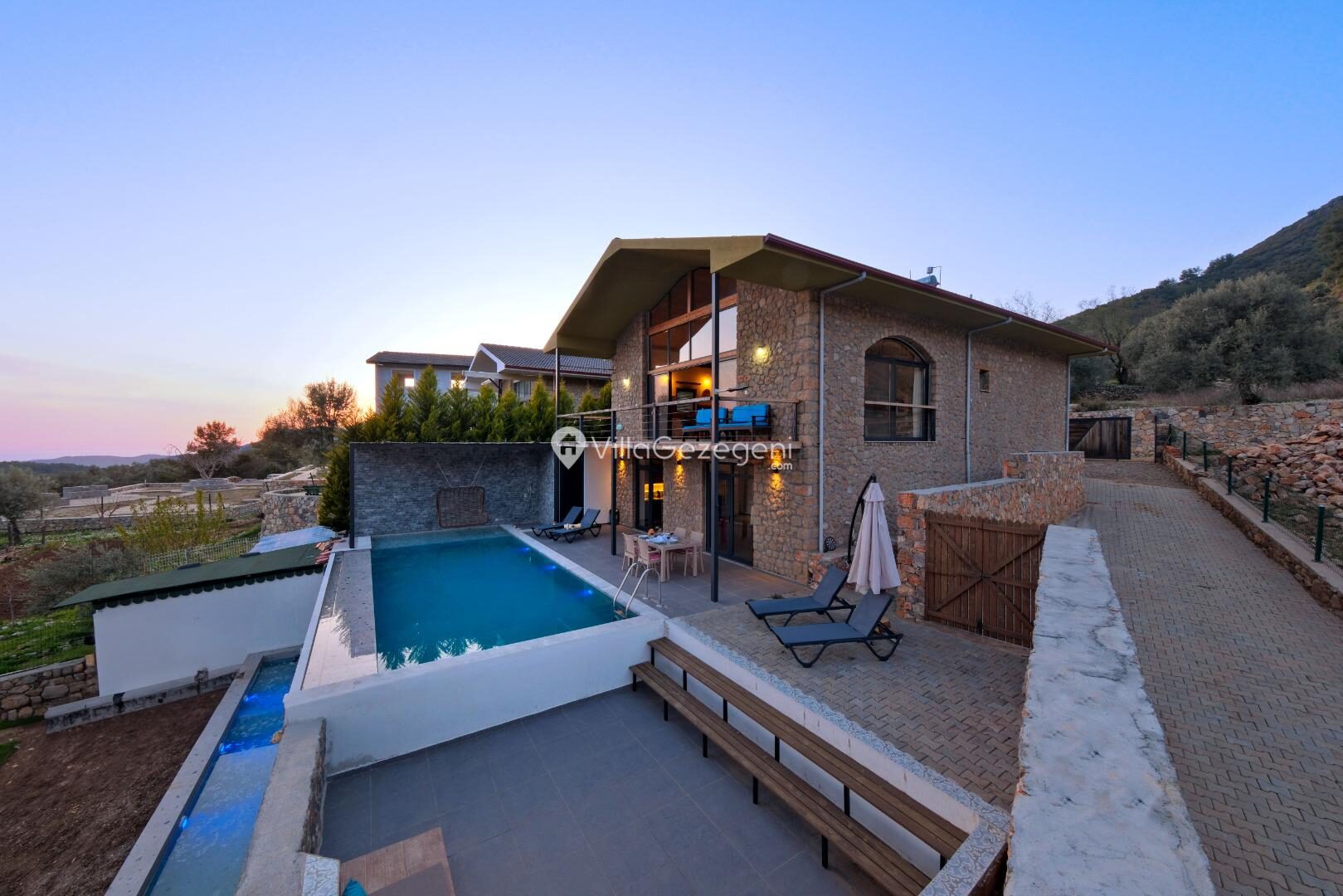 Villa Ayza — 2