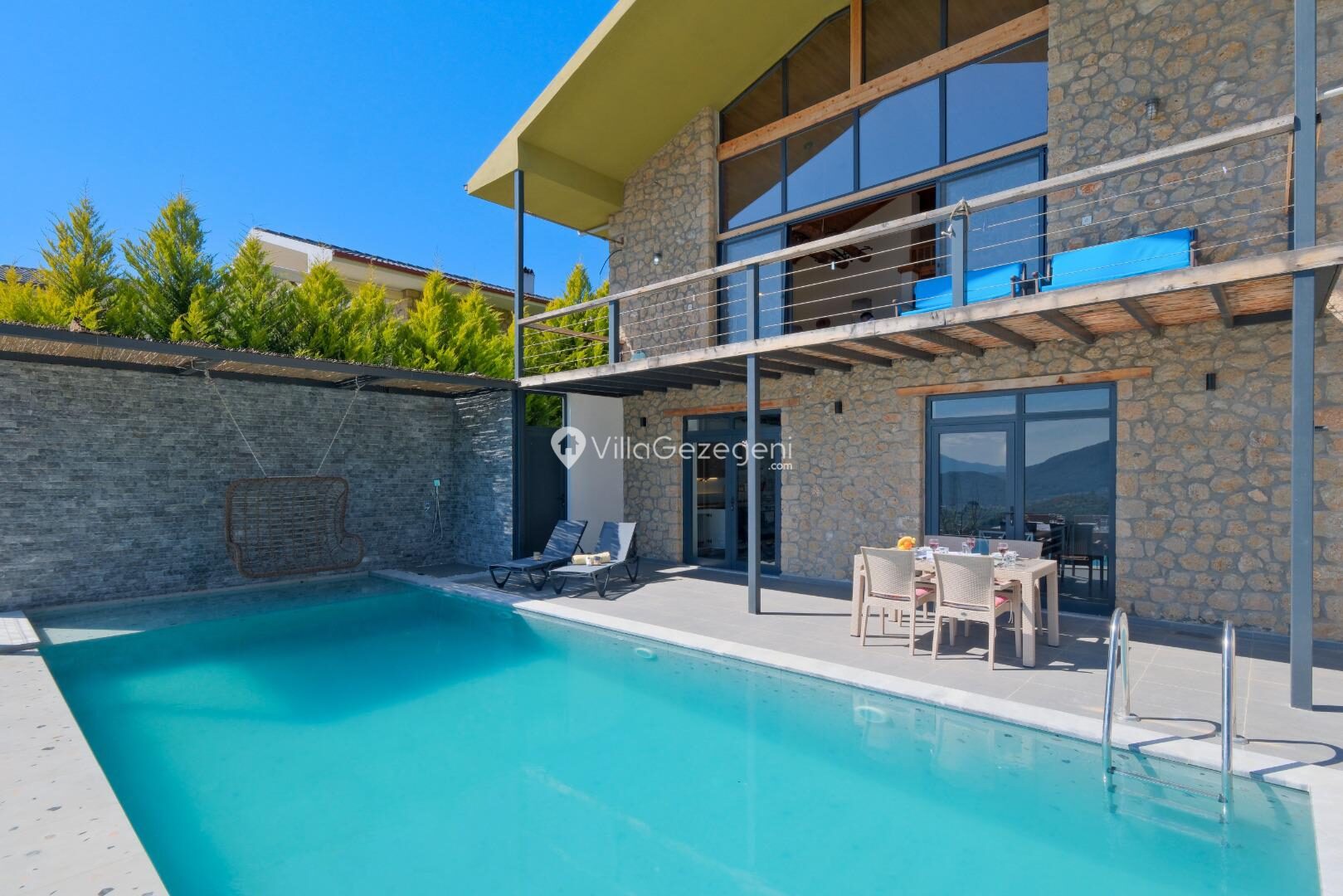 Villa Ayza — 4