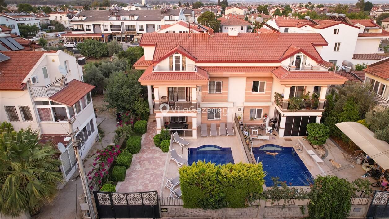 Villa Mango — 1