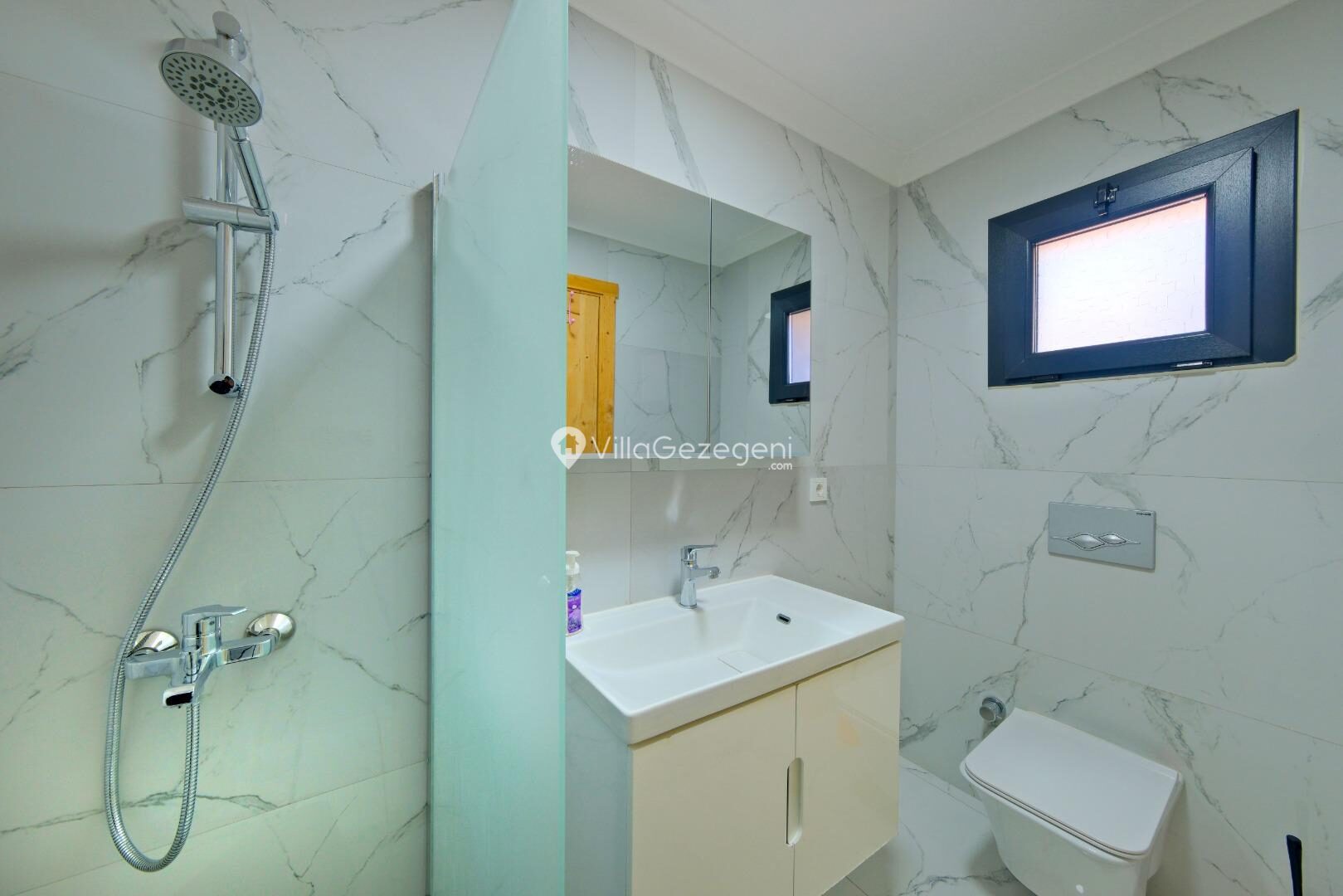 Villa Ayza — 48
