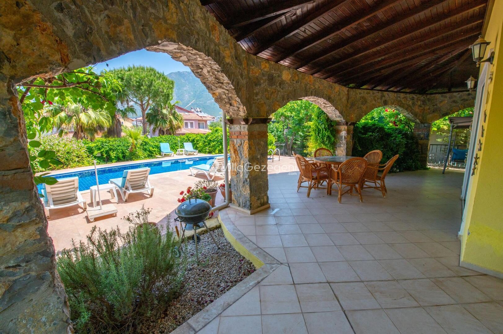 Villa Alora — 7
