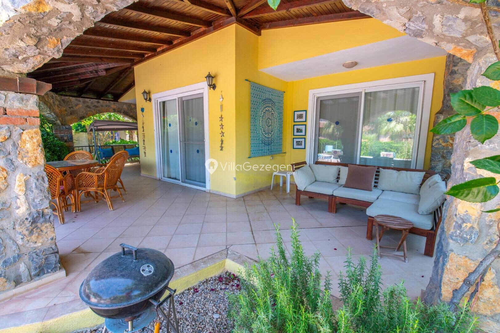 Villa Alora — 14
