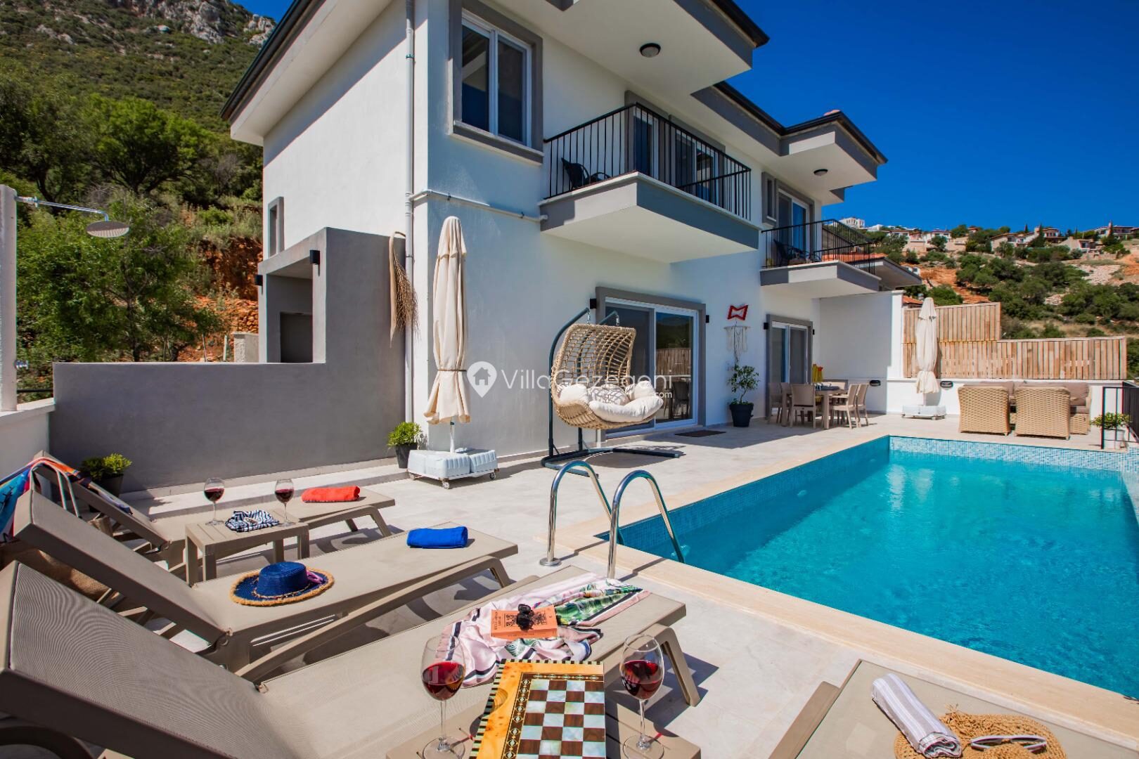 Villa Ata — 1