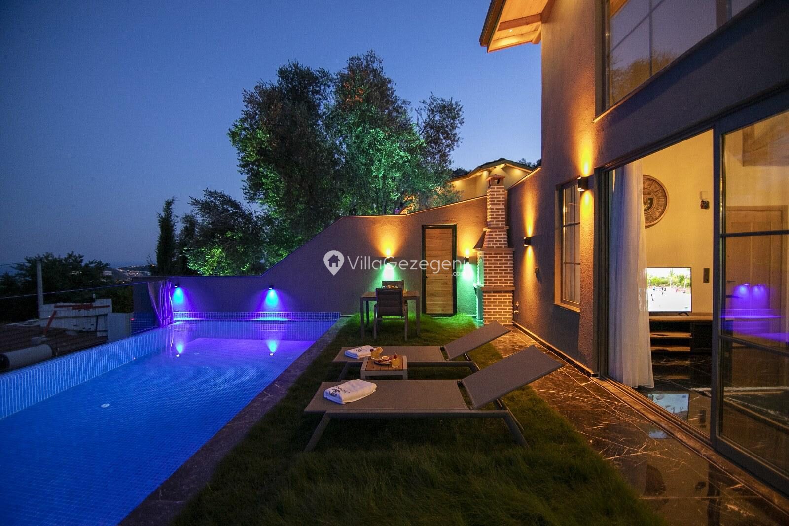 Villa Palace Small — 4