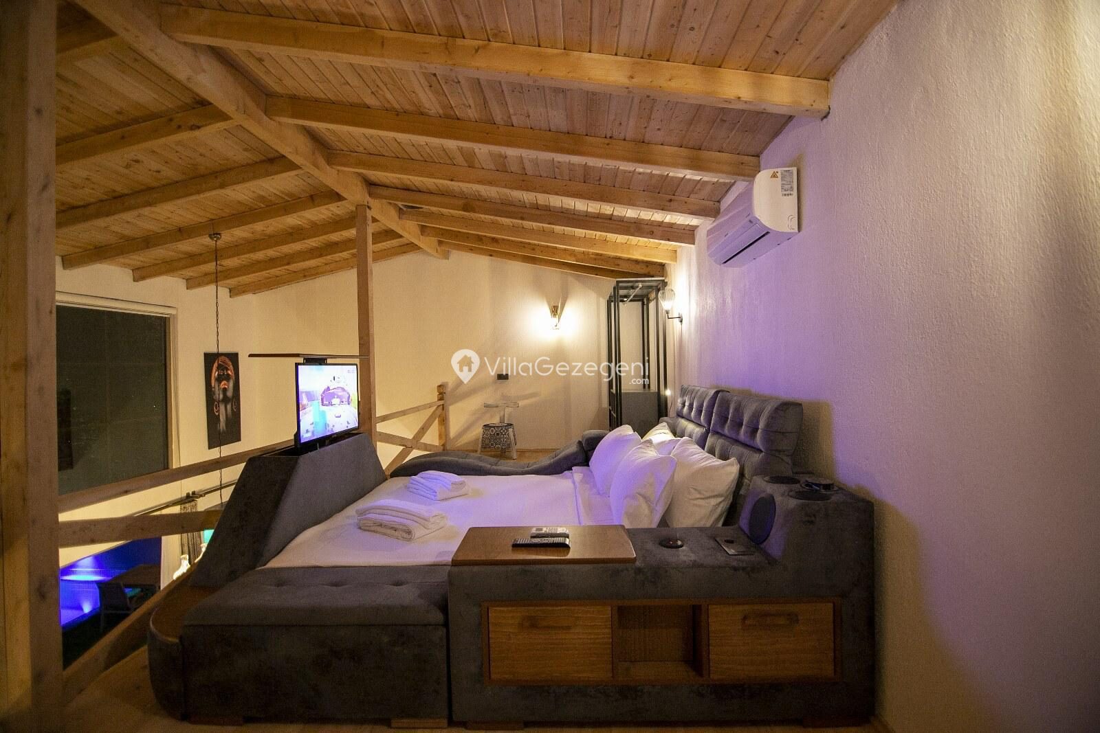 Villa Palace Small — 21