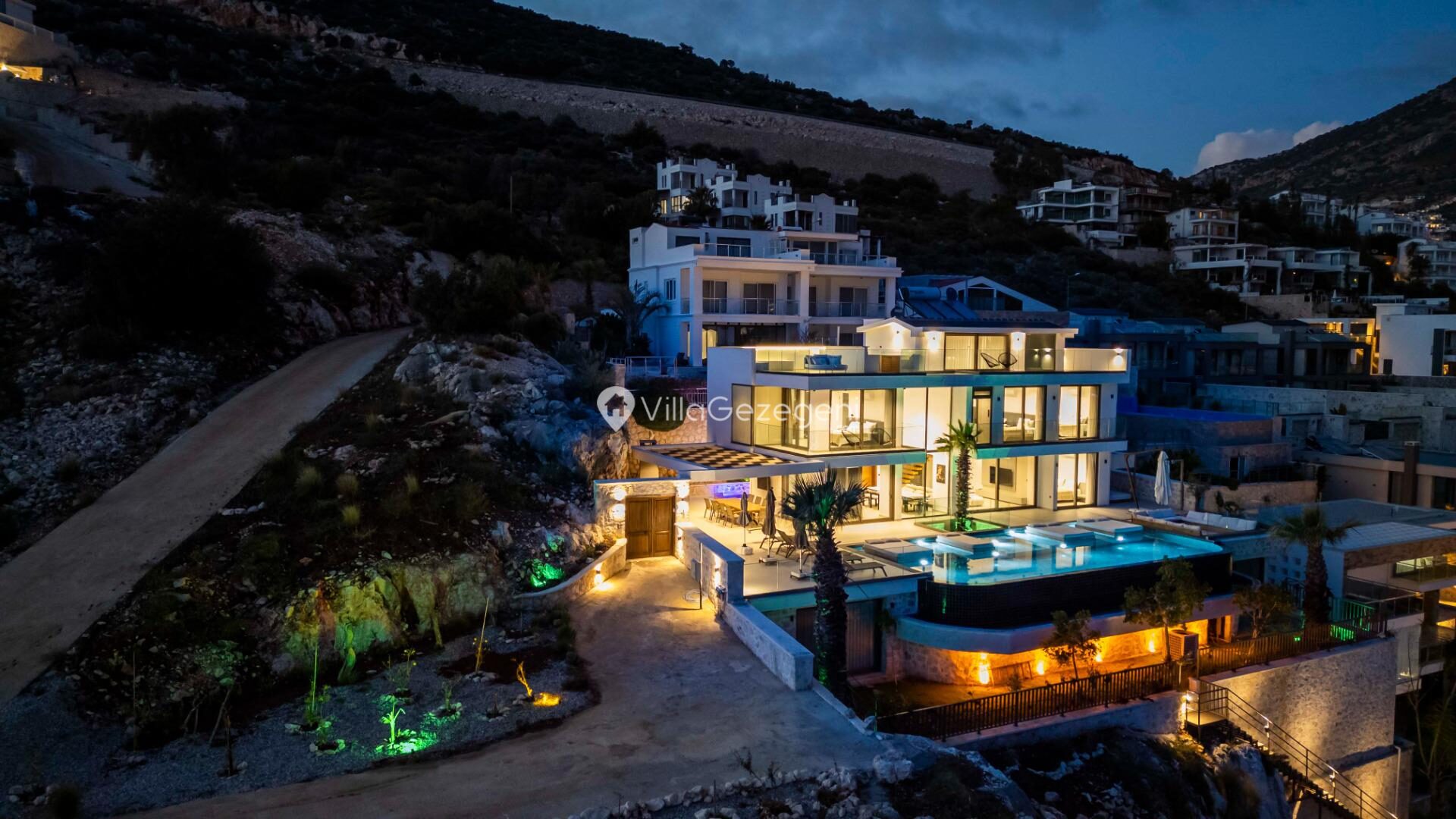 Villa Nobles Rox — 24