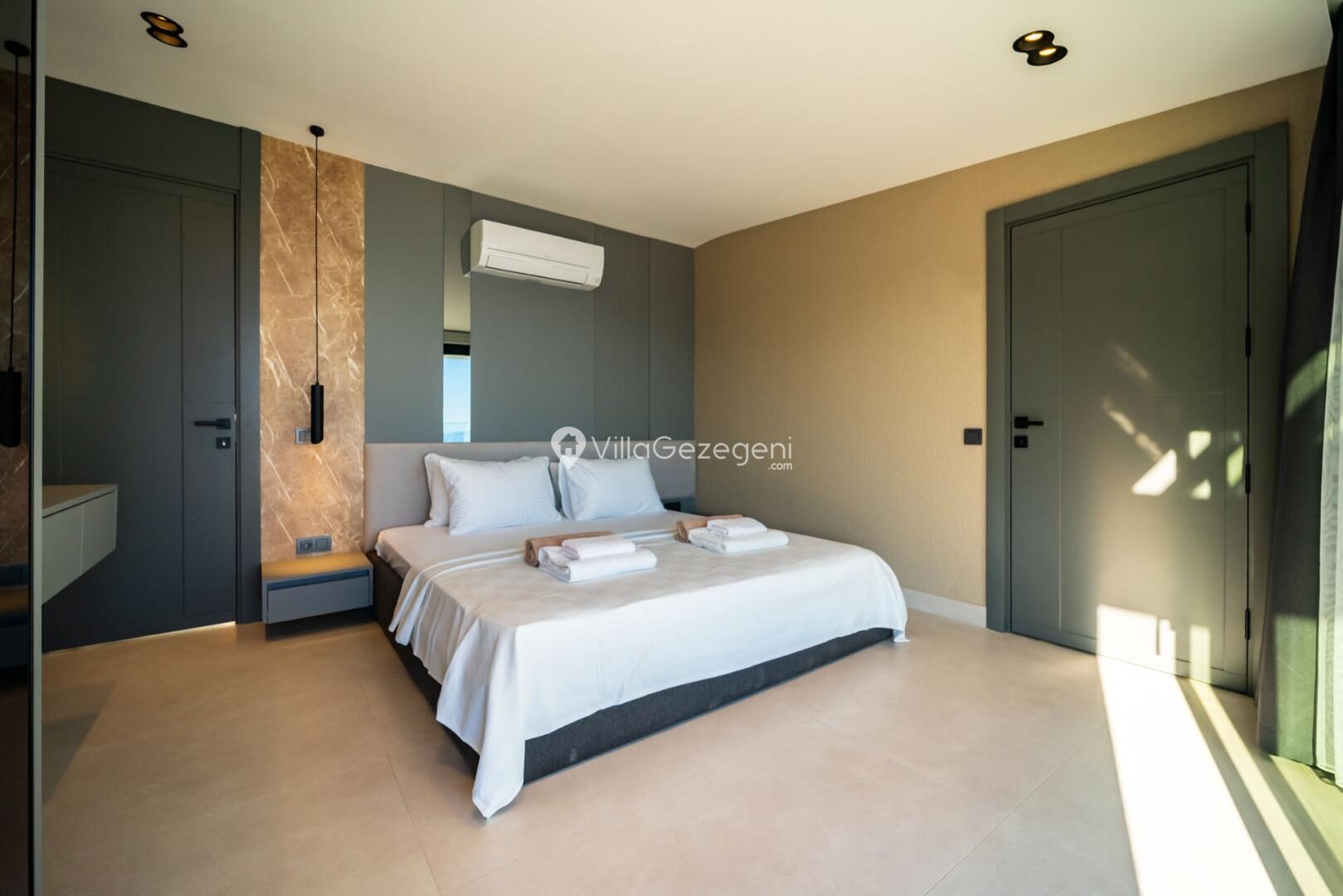 Villa Aura D — 50