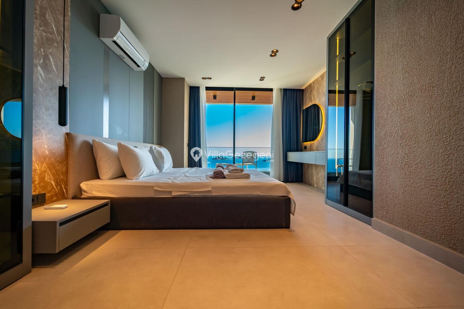 Villa Aura E — 54