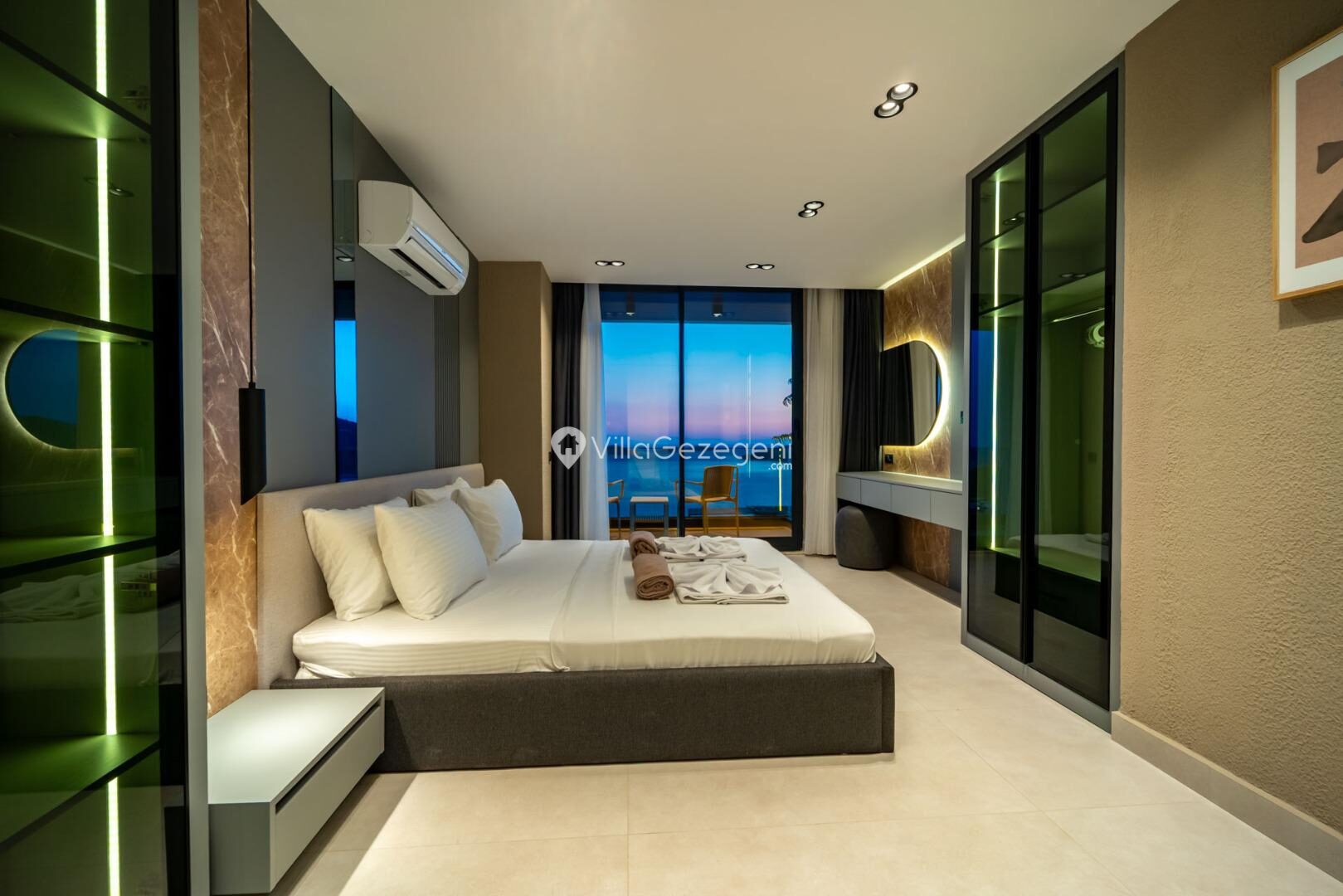 Villa Aura F — 62
