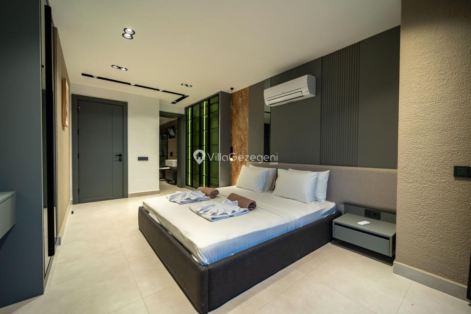 Villa Aura F — 63