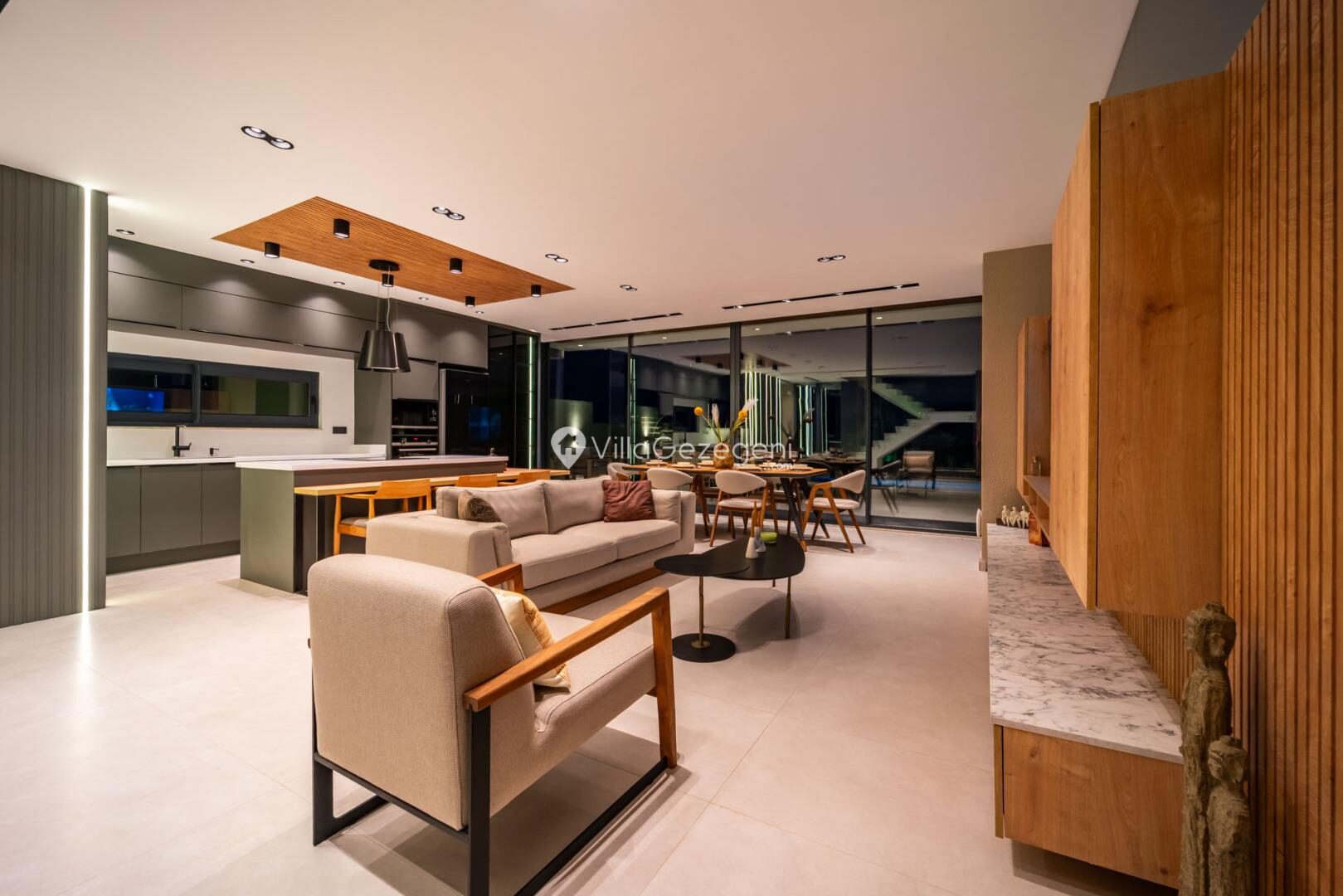 Villa Aura F — 76