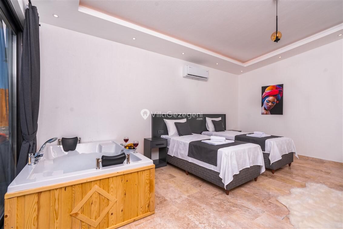 Villa İbiza — 84