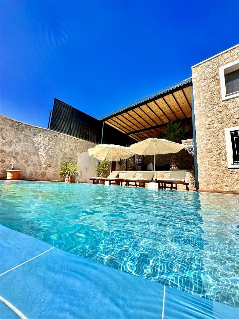 Villa Berat — 3