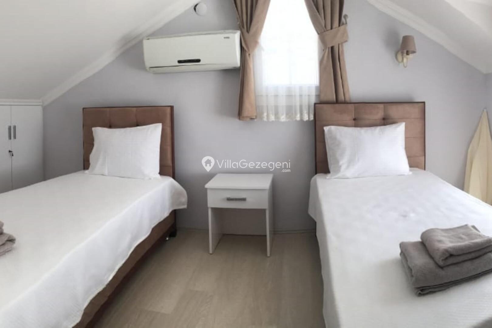 Villa Urartu — 21