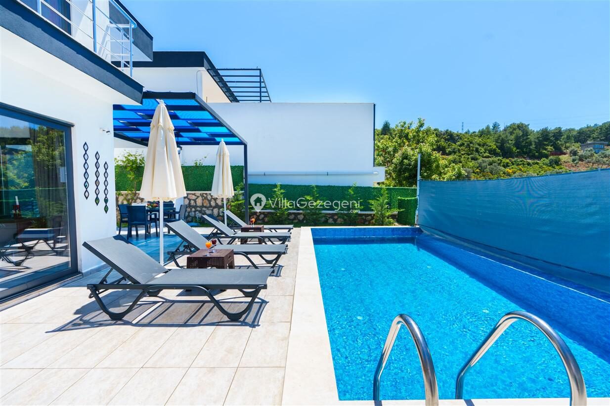 Villa Rojin — 9
