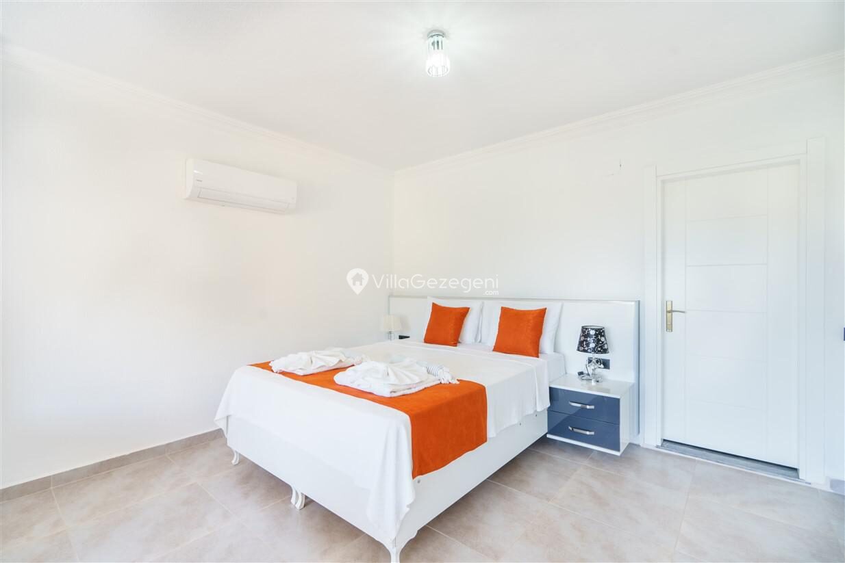 Villa Rojin — 46