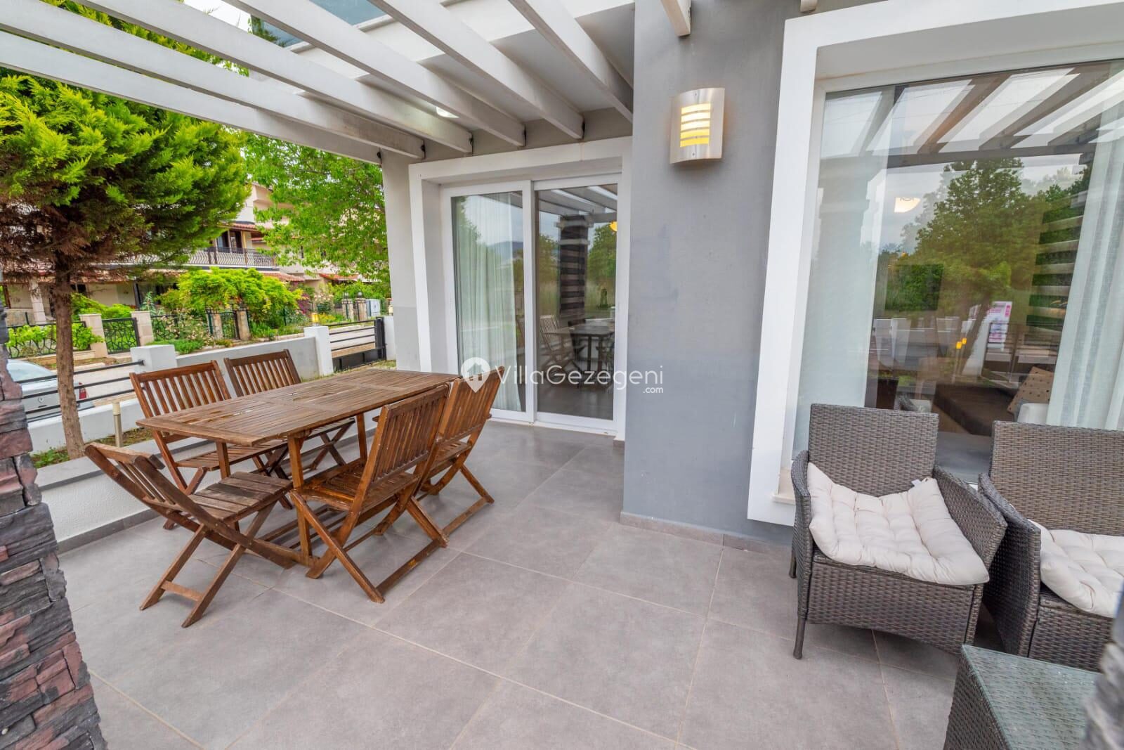 Villa Elora — 7