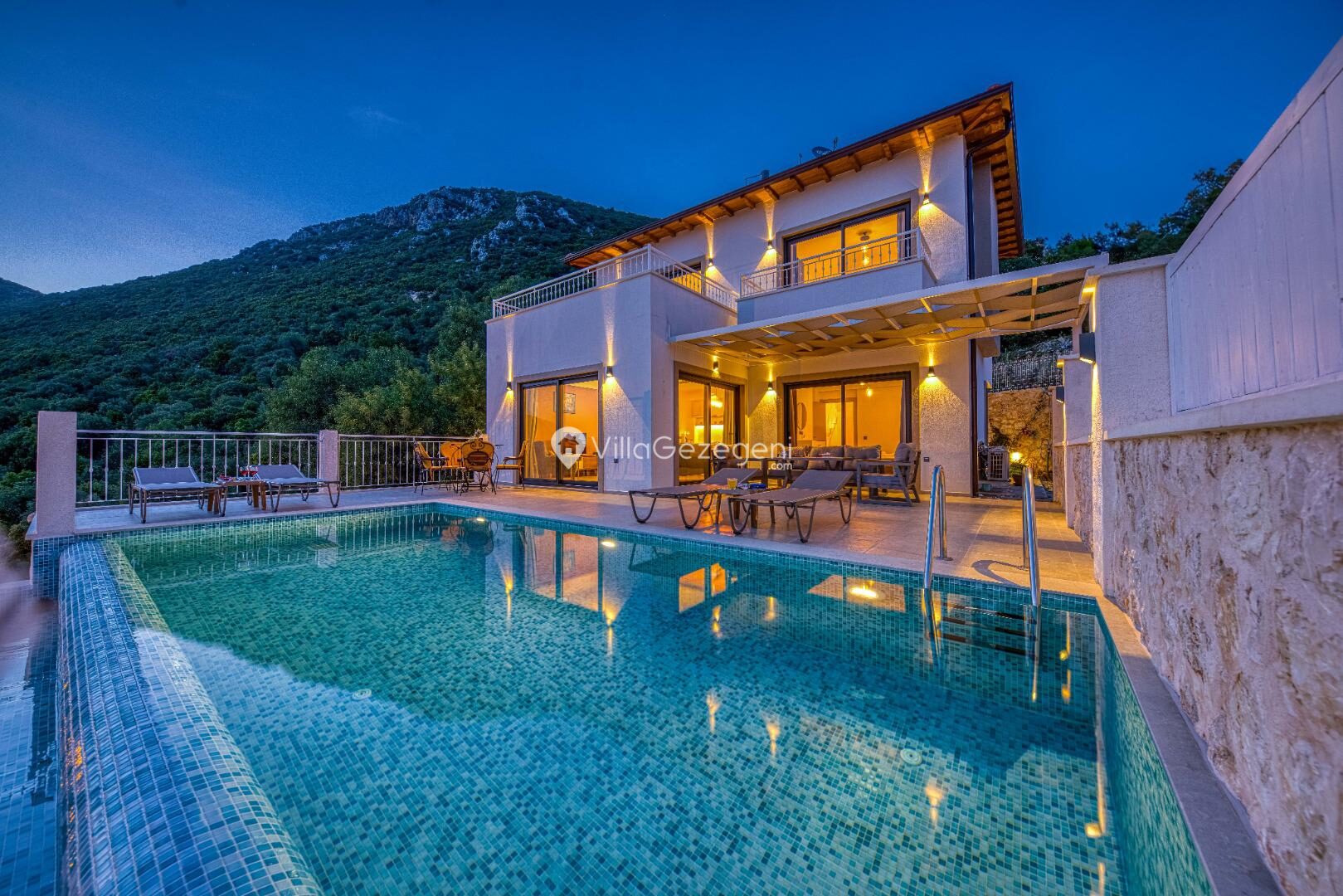 Villa Poeta — 1