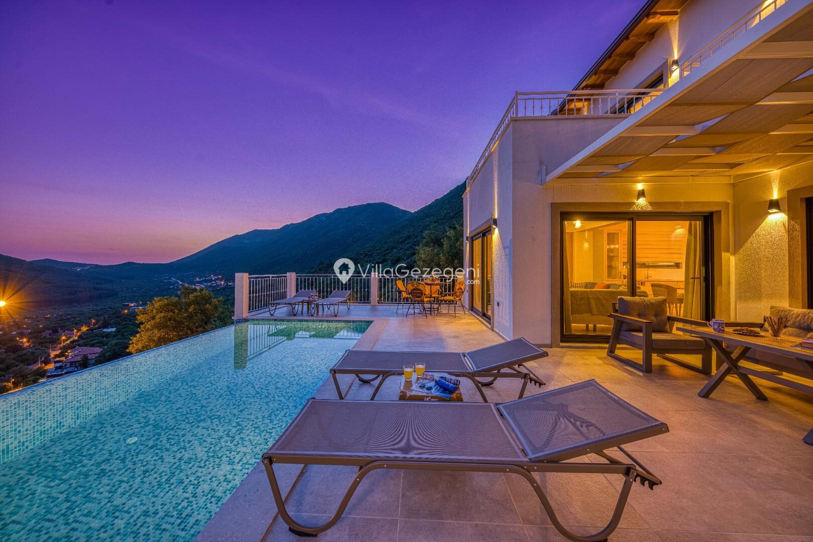 Villa Poeta — 2
