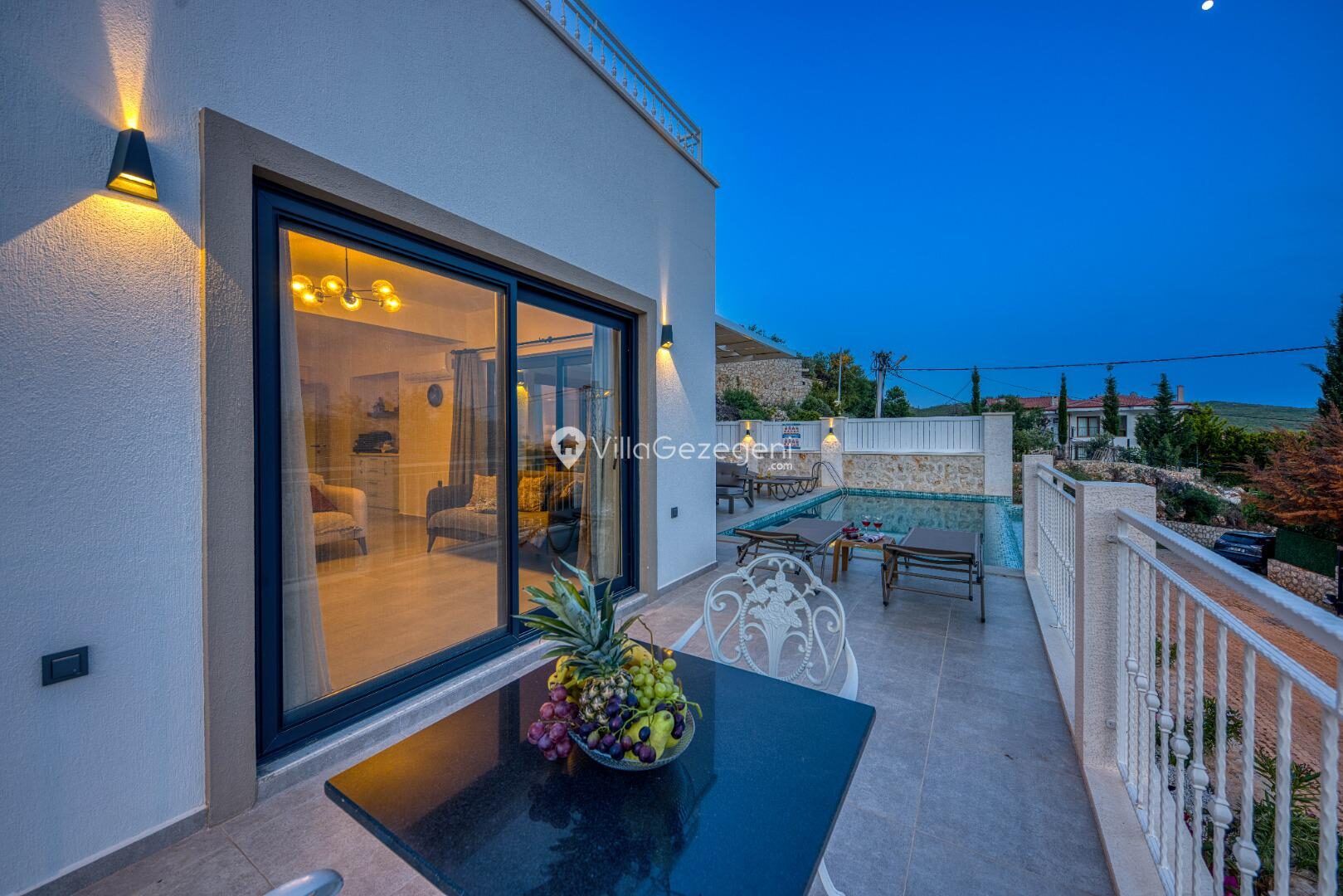 Villa Oriente – Çukurbağ kiralık villa