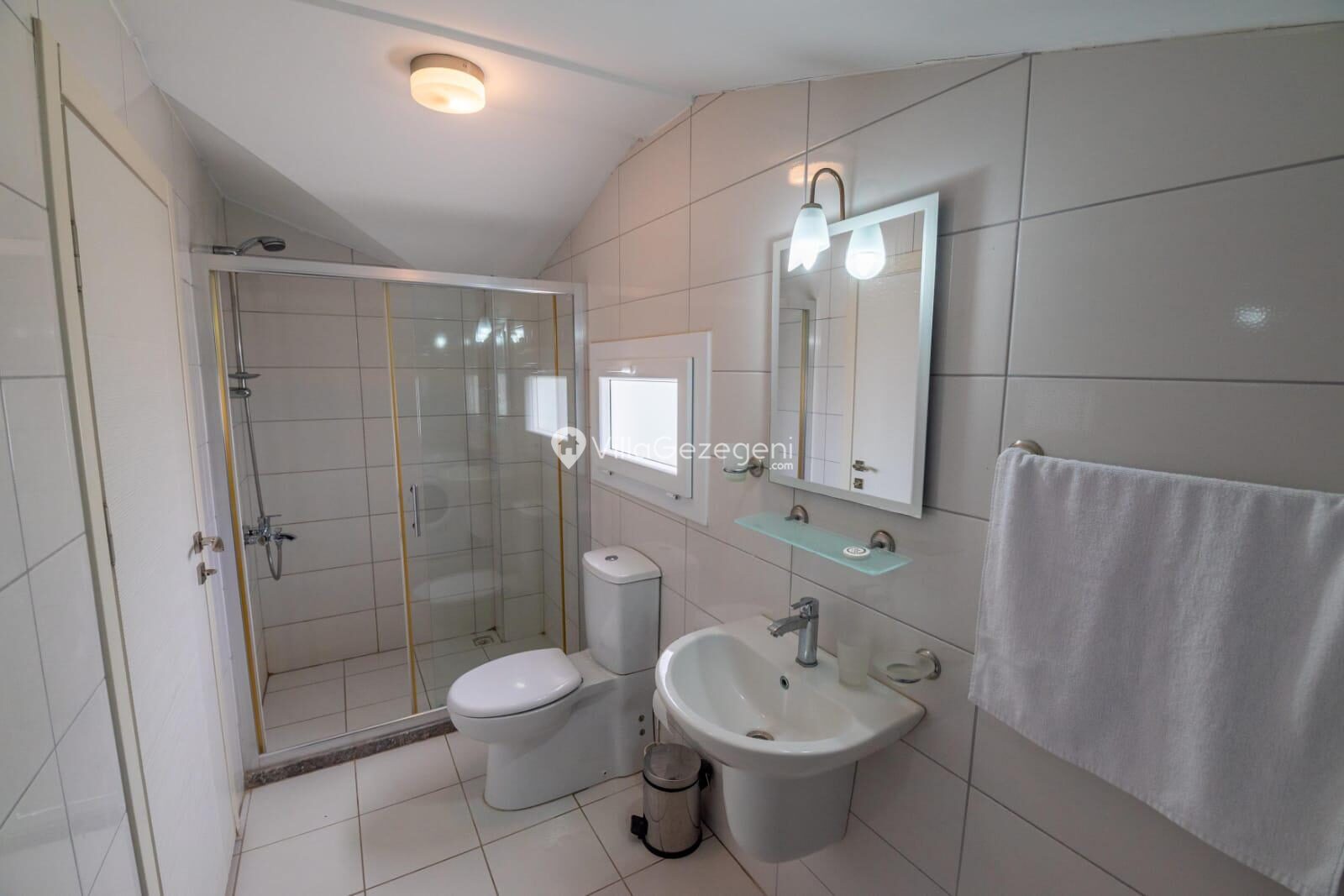 Villa Elora — 20