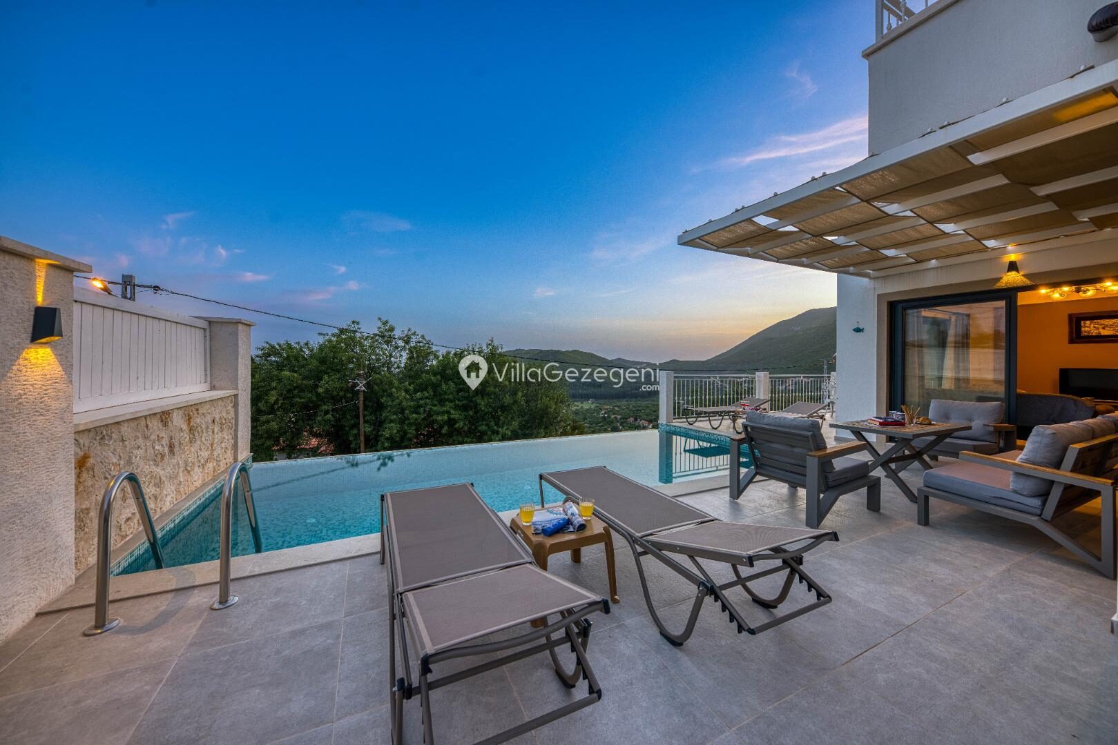 Villa Oriente – Çukurbağ kiralık villa