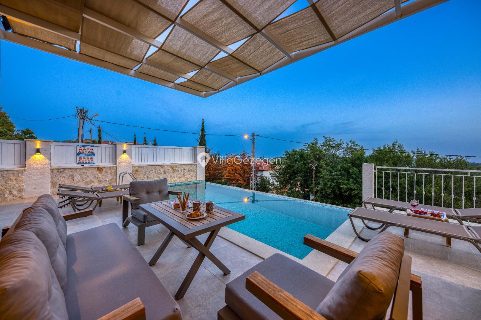 Villa Oriente – Çukurbağ kiralık villa